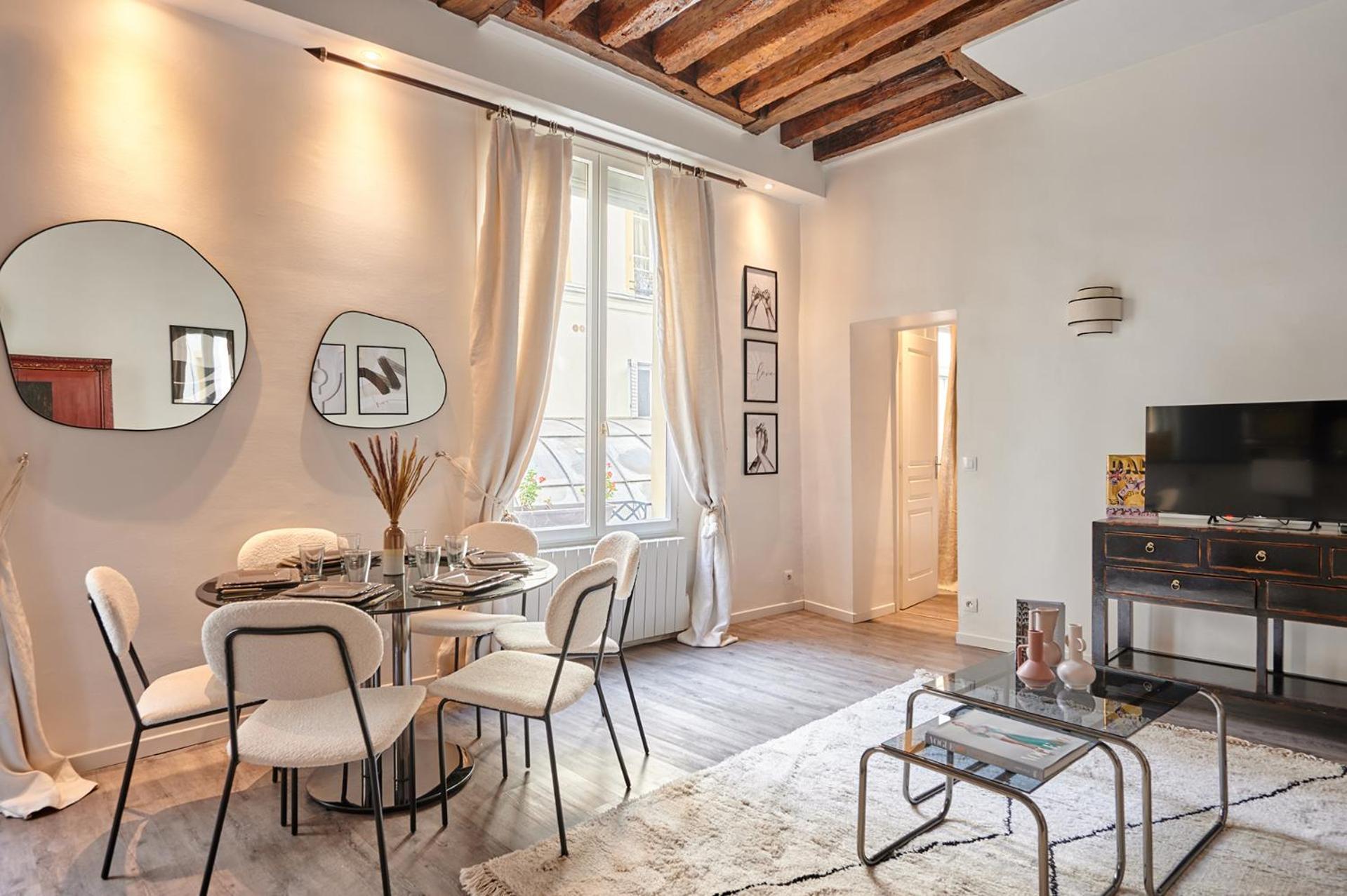 Apartment Center Of Paris By Studio Prestige Luaran gambar